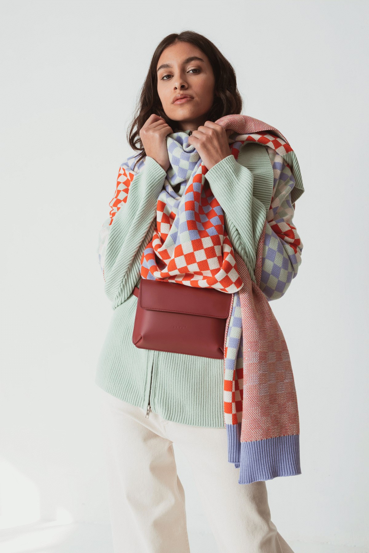 sala-baraiz-multicolor-skfk-nila-01.jpg